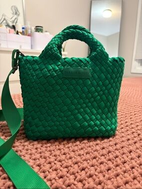 Parker & Hyde Mini Woven Top-Handle Bag in Green